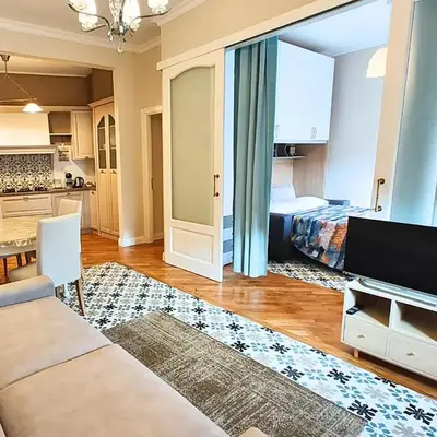 Luxury Apartment by Palazzo Senesi