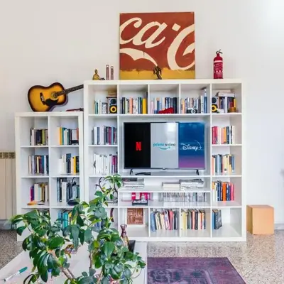 Bright Vatican Suite - Garden View Balcony & Full Kitchen