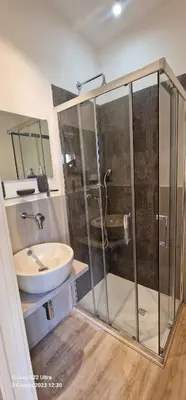 a screenshot of a guest house san lorenzo logo at Guest house San Lorenz in Rome