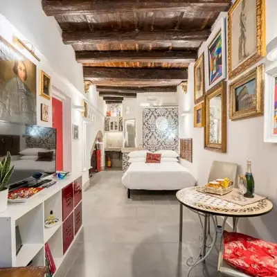 Intimo ed Eclettico Studio a Trastevere