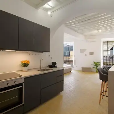 Monserrato Charme Apartment - Campo dei Fiori