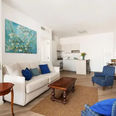 Trastevere Contemporary Apartment