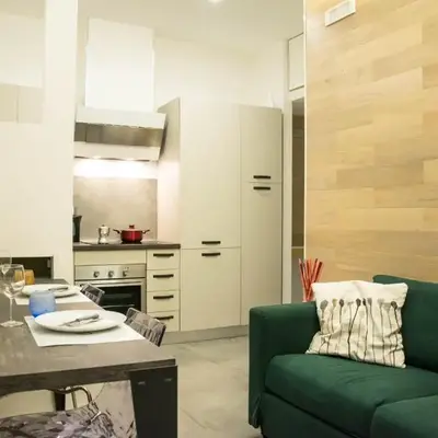 GuestHost - Largo Leopardi Modern Apartment