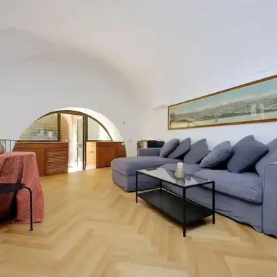 Pantheon Apartment with private terrace