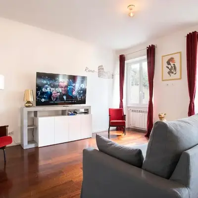 Piramide Family Apartment Rome
