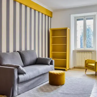 Yellow Stripes Apartment - San Giovanni by RHR