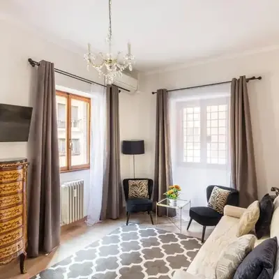Navona Home