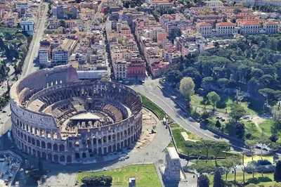 an aerial view of the coliseum in a city at ht bilo colosseo in Rome