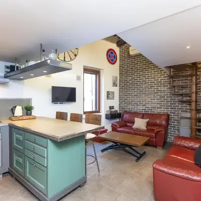 Mou Trastevere House by Rental in Rome