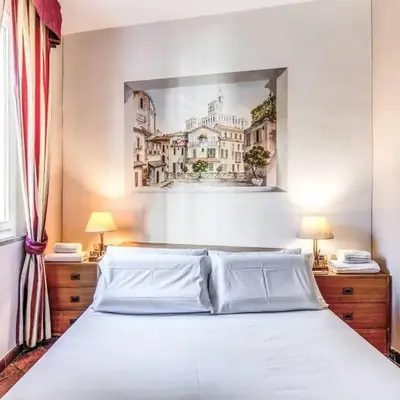 Cozy flat in Trevi Fountain