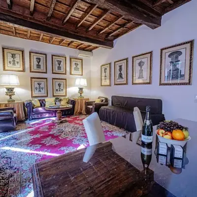 Via Giulia Charming Apartment with Balcony