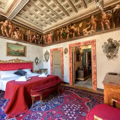 Piazza Navona historical palace