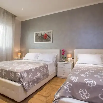 Starry Rome Guest House