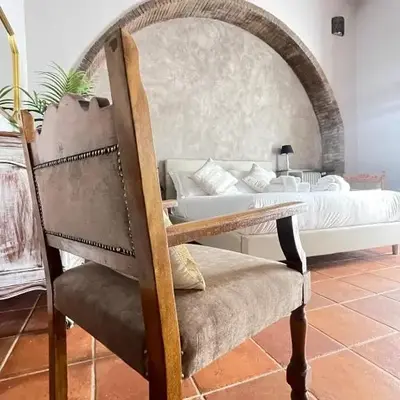 Lucilla’s Suite San Pietro station
