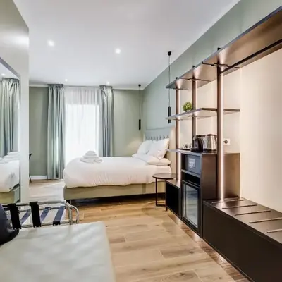 LISA SUITE