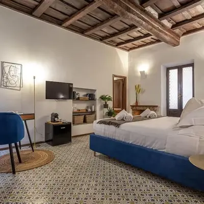 18 Ciancaleoni House