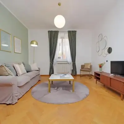 YCH-Comfortable 2 bedrooms flat near Colosseum