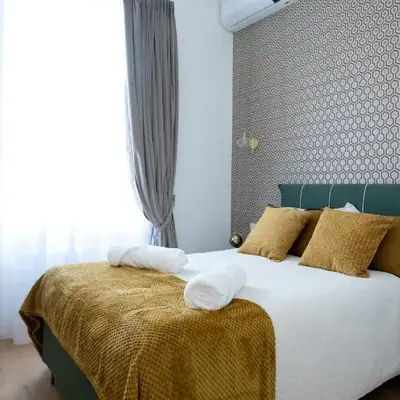 LV Vatican boutique apartment