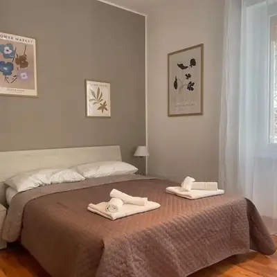 Interno 3 - Vatican Apartment