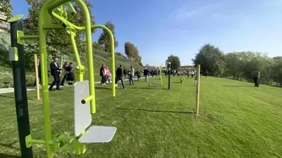 a group of people playing in a park at Simon's House in Rome