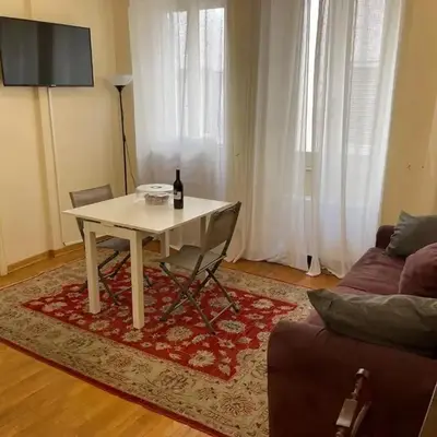 Charming Apartment Near Roman Forum - 60 m²