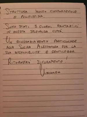 a letter from a student to his girlfriend at Domus Mariposa in Rome