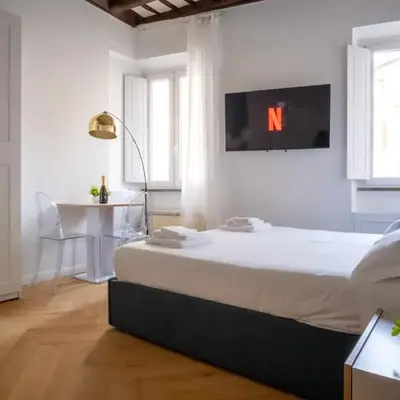 Elegantis Trevi Suite Apartment - Just 50m from Trevi Fountain