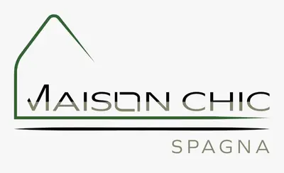 a logo for a modern clinic in spanish at Maison Chic Spagna in Rome