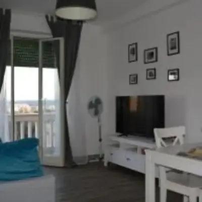 Domus Romuli