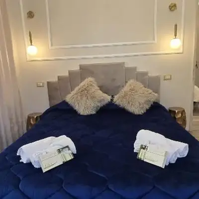 Glint House Prestige