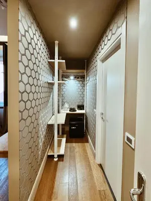 a small room with a hallway with a bathroom at Residenza Imperiale - Luxury Guest House in Rome