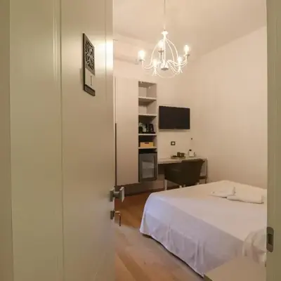 Re Di Rhome Guest House