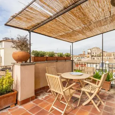 Pantheon Apartment with Terrace