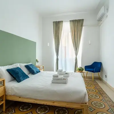 iFlat Colosseum's Brand New & Cozy Nest