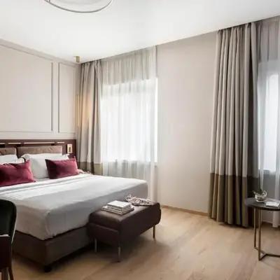 Adoro Hotel