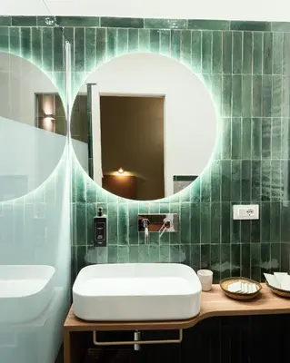 a bathroom with a sink and a mirror at Casa Fortuna 278 in Rome