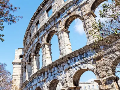 an image of the colosseum building at Apartment Marsicum by Interhome in Rome