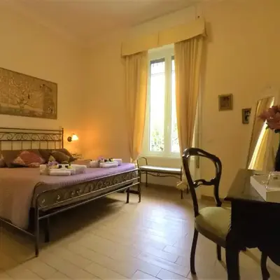 Tucci's Roma Guest House