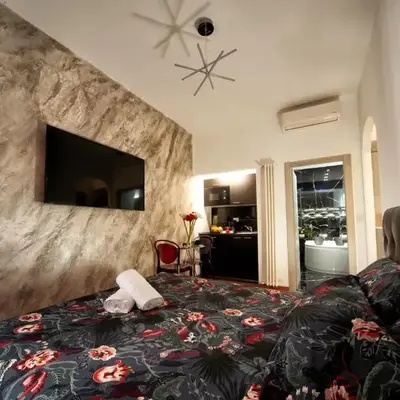 farnese jacuzzi apartment