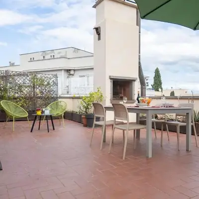 Appartamento con terrazzo - vicino centro di Roma