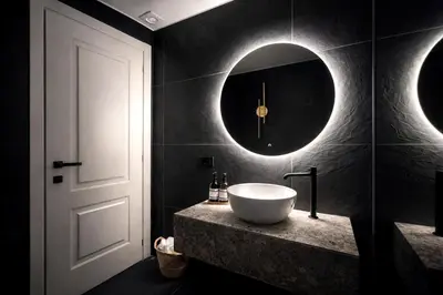 a bathroom with a bowl sink and a mirror at Vatican Boutique - 1 bedroom Apartment - Bilocale in Rome