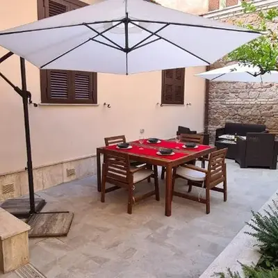 Trastevere incantevole con patio esterno privato