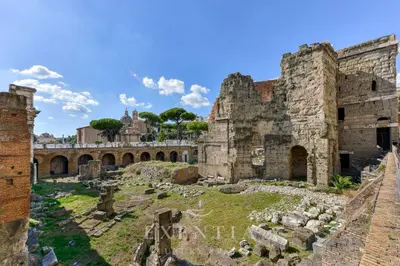 an alley in an old city with buildings at Exentia Stays - Luxury Apartment Colosseum in Rome
