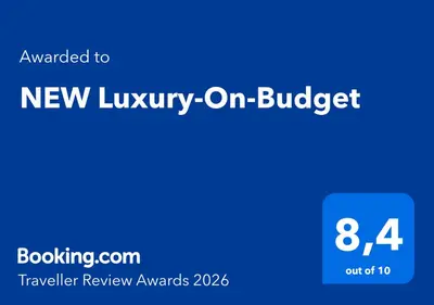 a screenshot of the new luxury on budget homepage at NEW Luxury-On-Budget in Rome