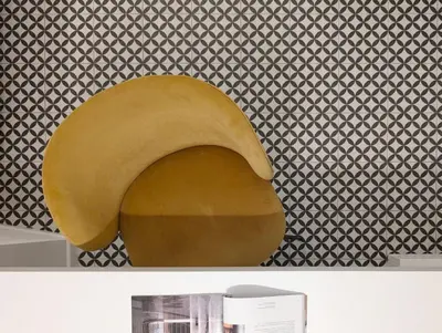 a banana sitting on top of a shelf at Monti Elite House in Rome