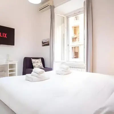 Elegantis Giolitti Suite Apartment with Private Balcony