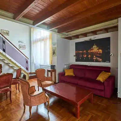 Crimson Guest House