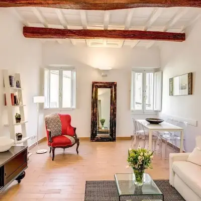 NEW Navona Bright Apartment