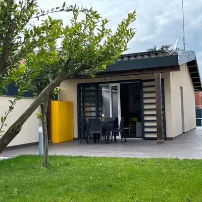 Villino Ancillotto with garden and parking motorcycle space