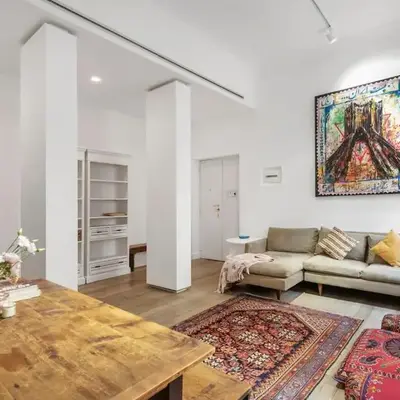 Bordeaux luxury apartment Rome